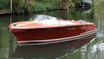 Chris Craft Capri